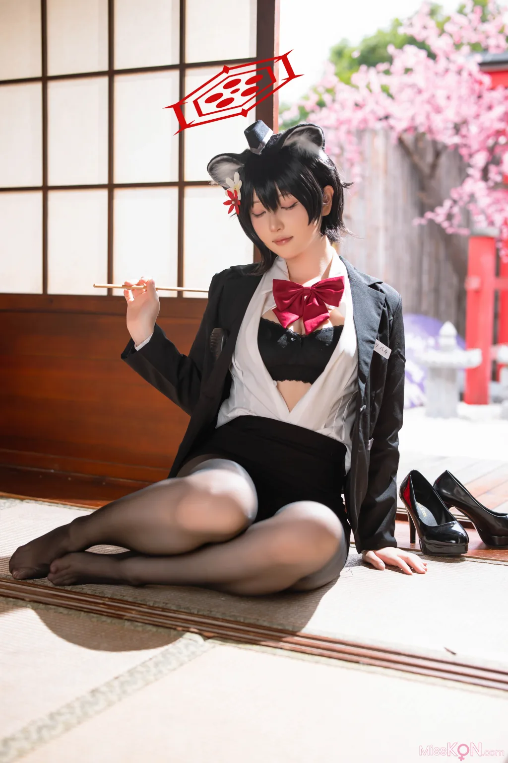 Coser@屿鱼: 蔚蓝档案 春日椿 导游 (55 photos)