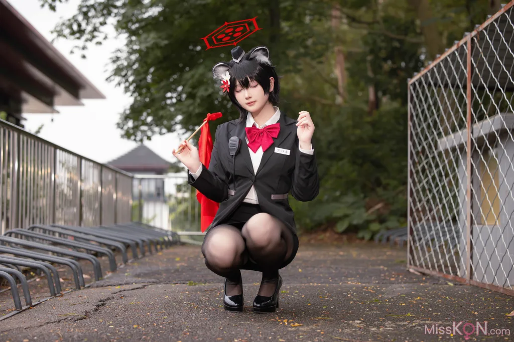 Coser@屿鱼: 蔚蓝档案 春日椿 导游 (55 photos) – Page 6