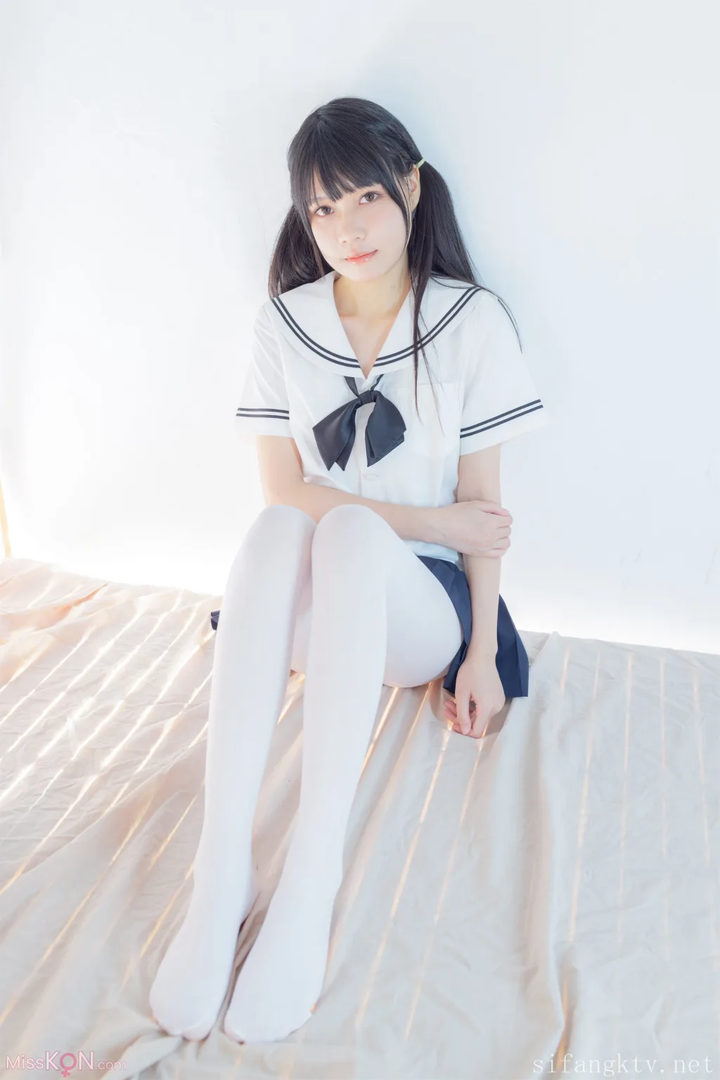 少女秩序 – 内部定制 VIP06 双马尾少女胶带捆绑 可爱萝莉 完美露脸 (130 photos )