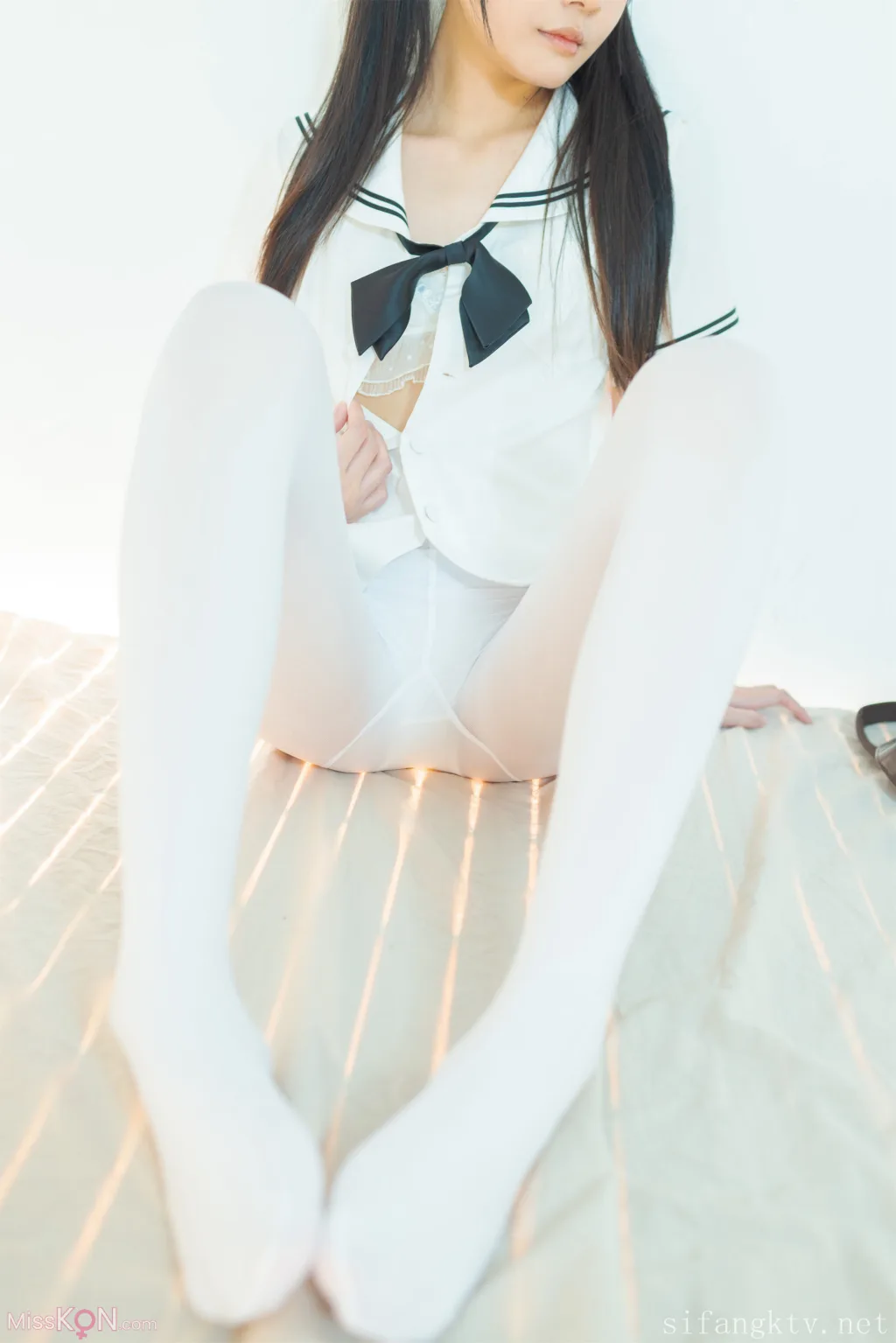 少女秩序 – 内部定制 VIP06 双马尾少女胶带捆绑 可爱萝莉 完美露脸 (130 photos )