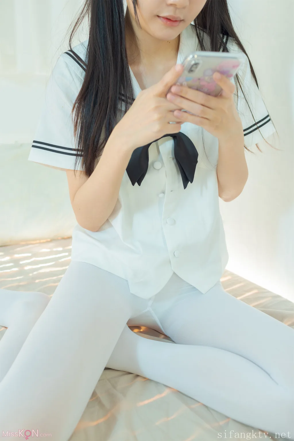 少女秩序 – 内部定制 VIP06 双马尾少女胶带捆绑 可爱萝莉 完美露脸 (130 photos )