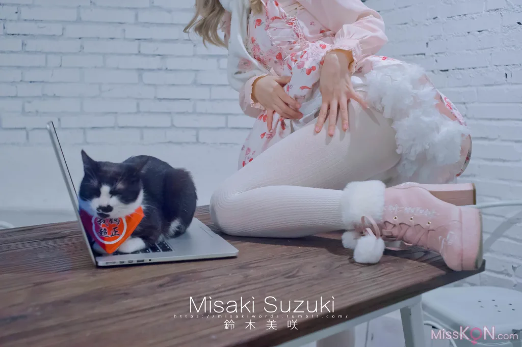 Coser@铃木美咲 (Misaki Suzuki): 完全M男的下仆生活——羞耻！在咖啡厅里 (53 photos + 3 videos) – Page 5