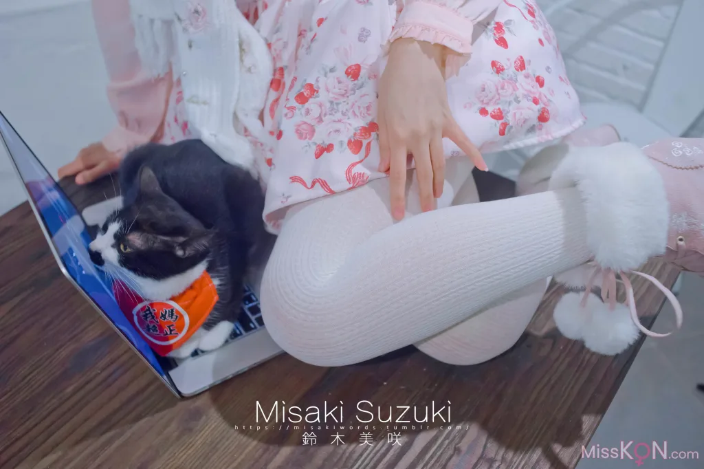 Coser@铃木美咲 (Misaki Suzuki): 完全M男的下仆生活——羞耻！在咖啡厅里 (53 photos + 3 videos) – Page 6