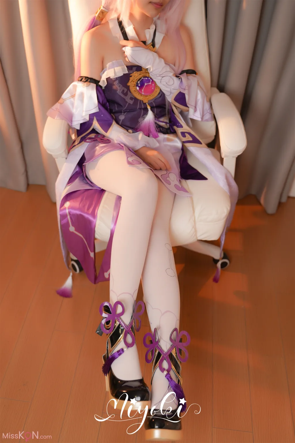 Coser@铃木美咲 (Misaki Suzuki): 美脚的赐福(符玄編) (20 photos + 1 video) – Page 2