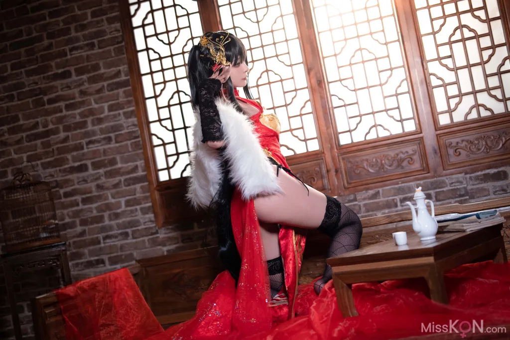 Coser@yuuhui玉汇: 碧蓝航线 大凤旗袍 (23 photos)