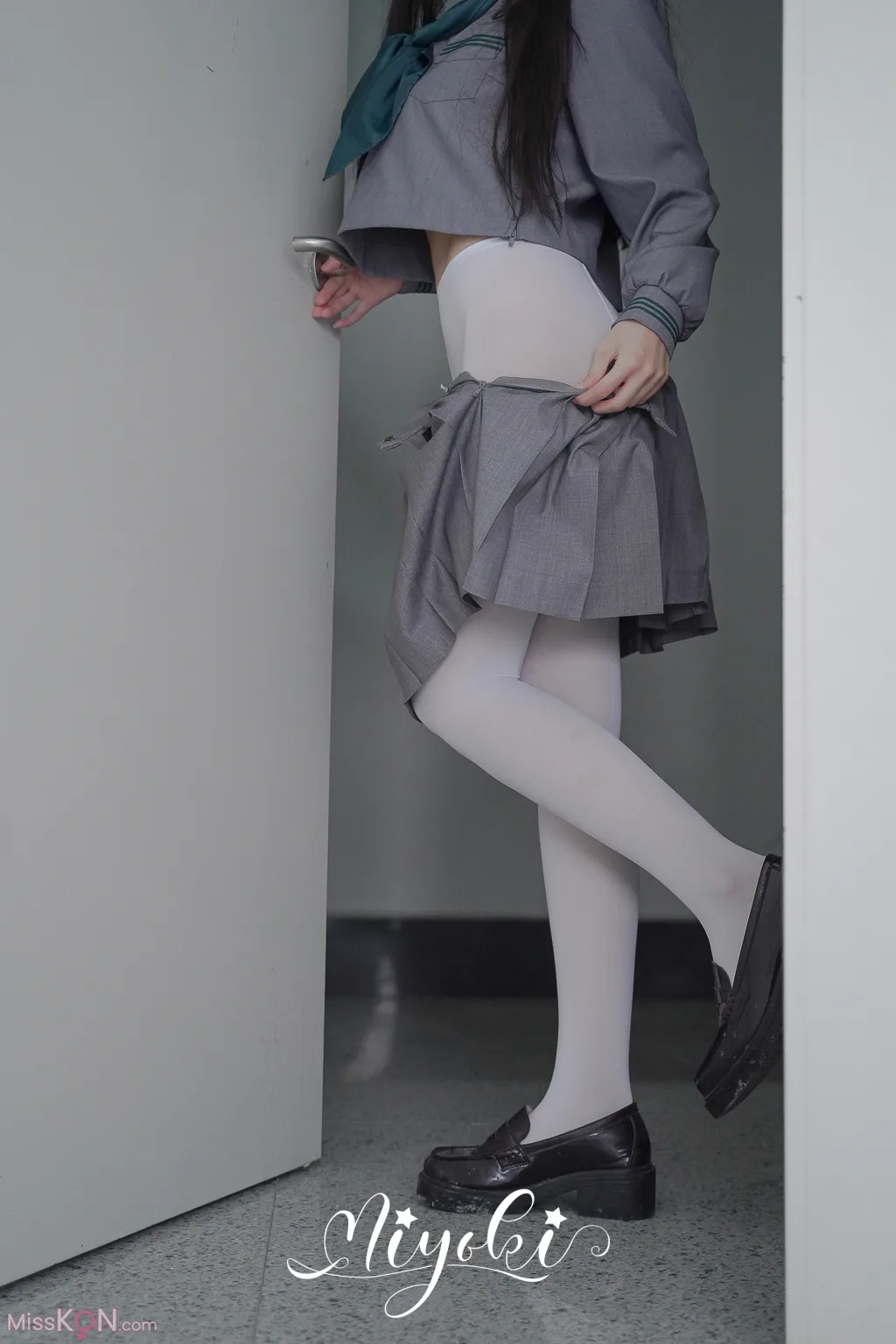 Coser@铃木美咲 (Misaki Suzuki): 前男友的愿望 番外篇 (38 photos )