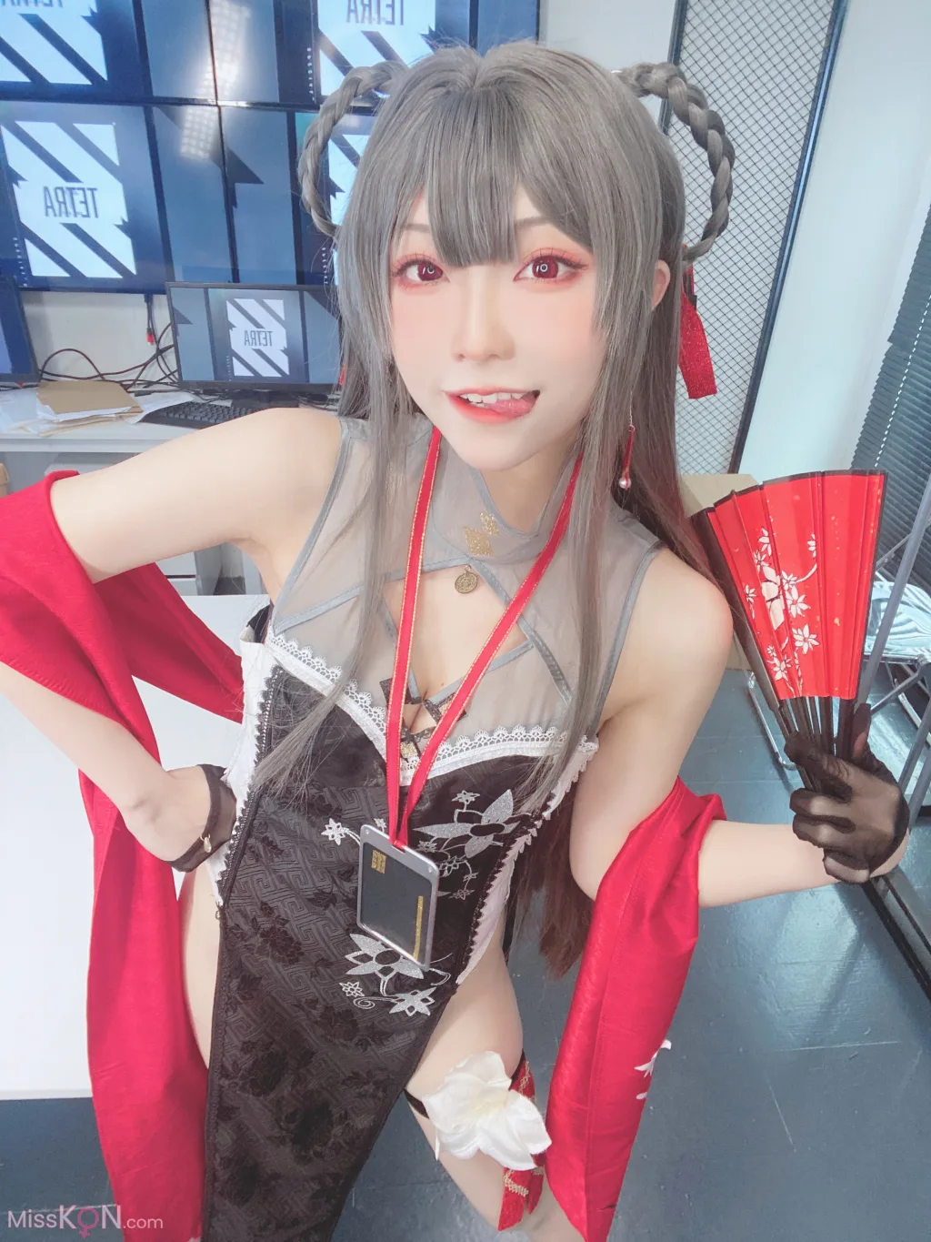 Coser@YuDan魚蛋: Yan (Nikke) (41 photos)