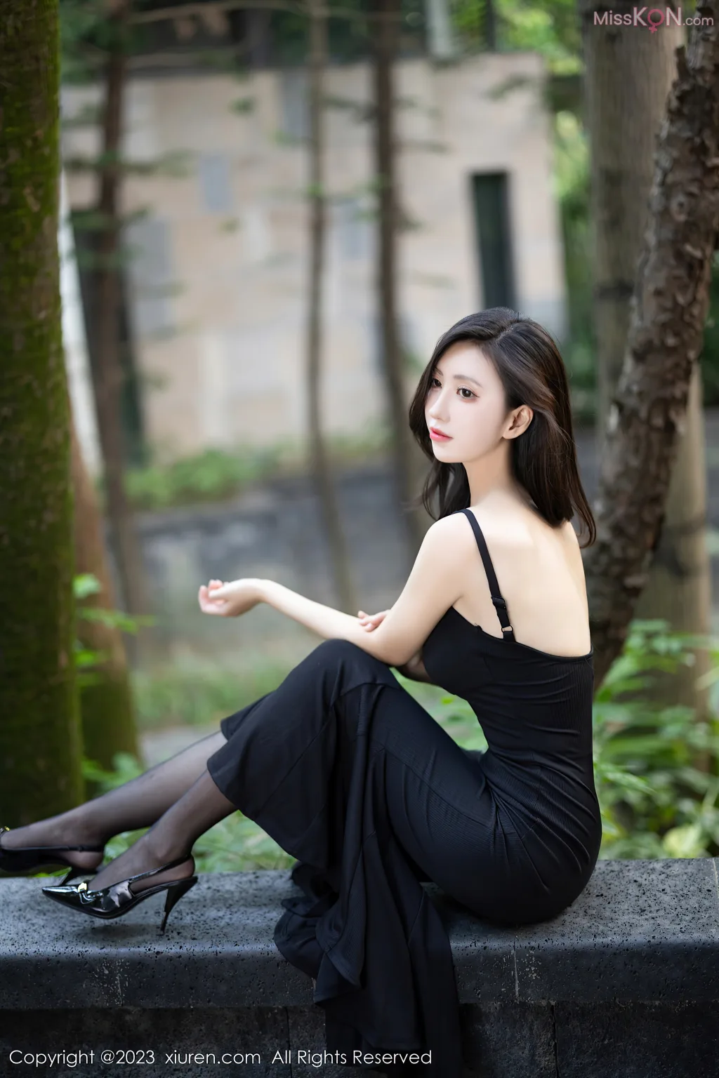 XIUREN No.7825 – 7834 (757 photos)