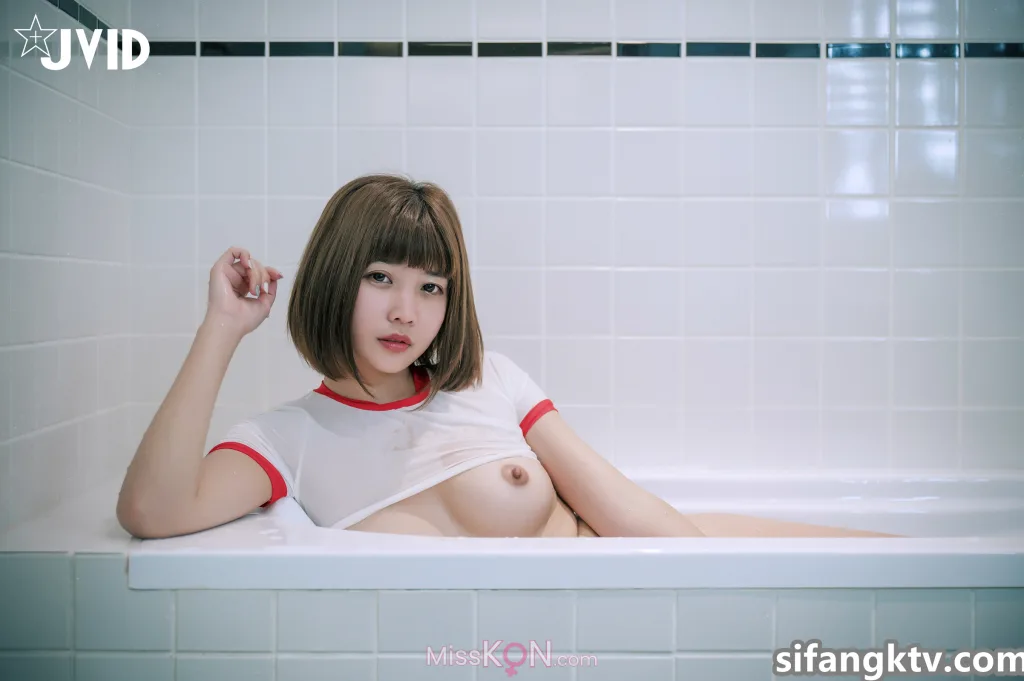 [JVID] 果寶寶: 清純可愛人氣女神【果寶寶】罩杯升級抖奶影片強力上線 (145 photos )