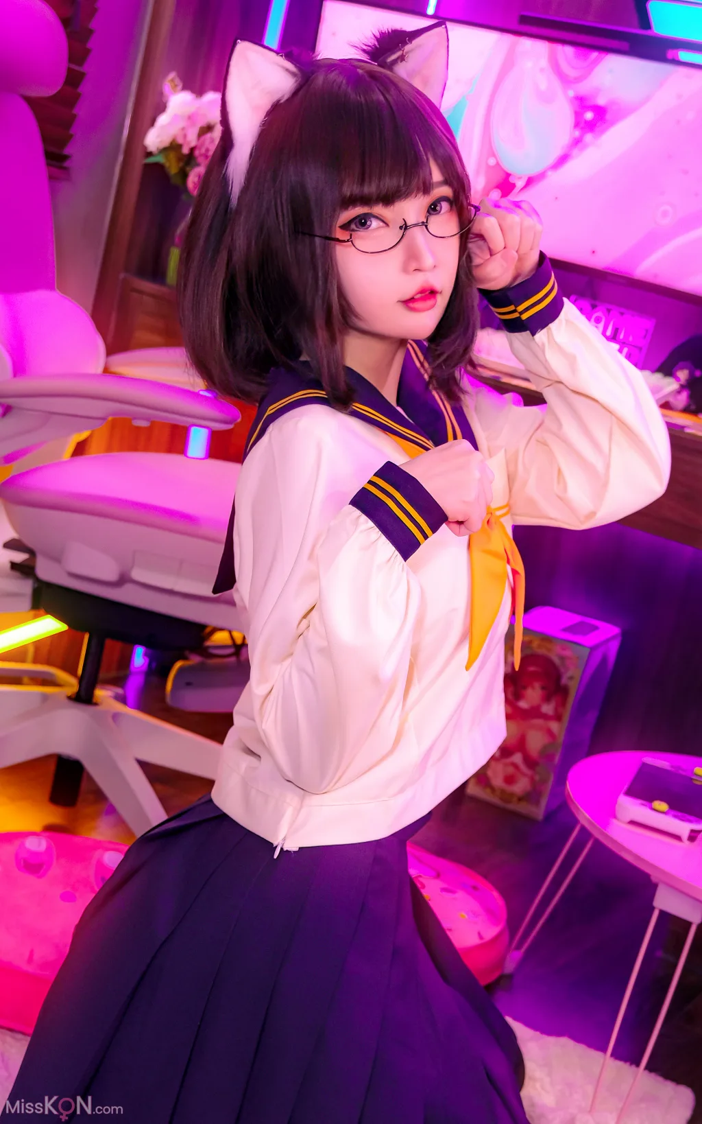 Coser@Potato Godzilla: OC – Tatami neko-chan in Seifuku (16 photos)