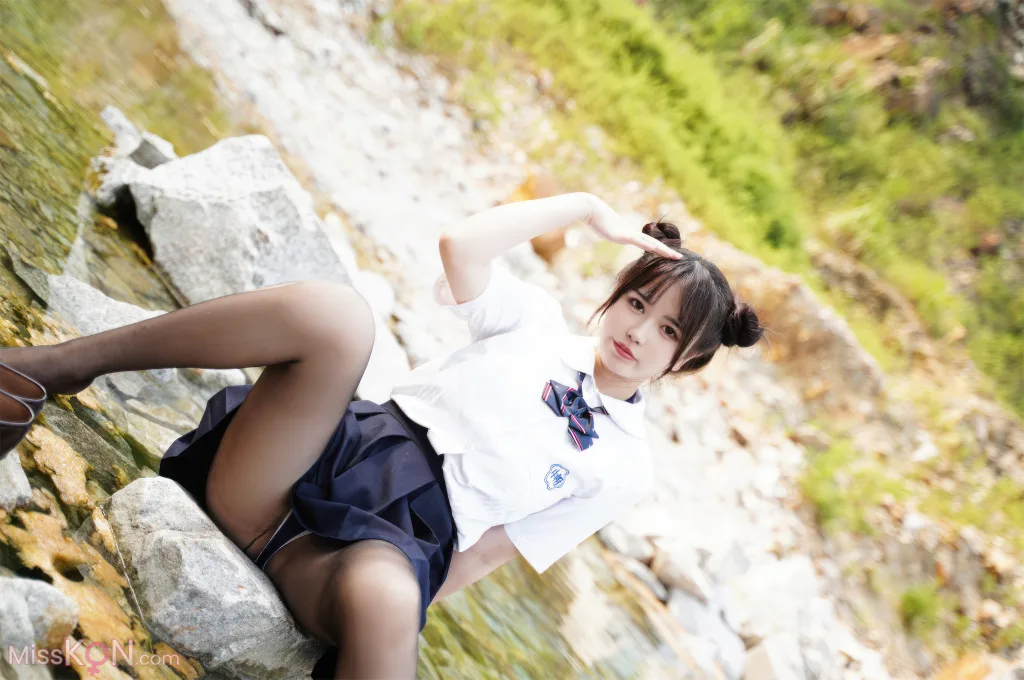 Coser@Tina很妖孽呀: 小溪体操服死库水JK (56 photos)