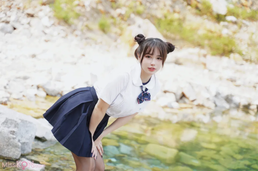 Coser@Tina很妖孽呀: 小溪体操服死库水JK (56 photos)