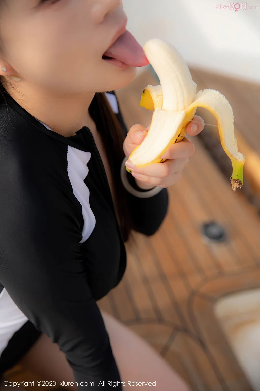 XIUREN No.7855 – 7864 (828 photos)