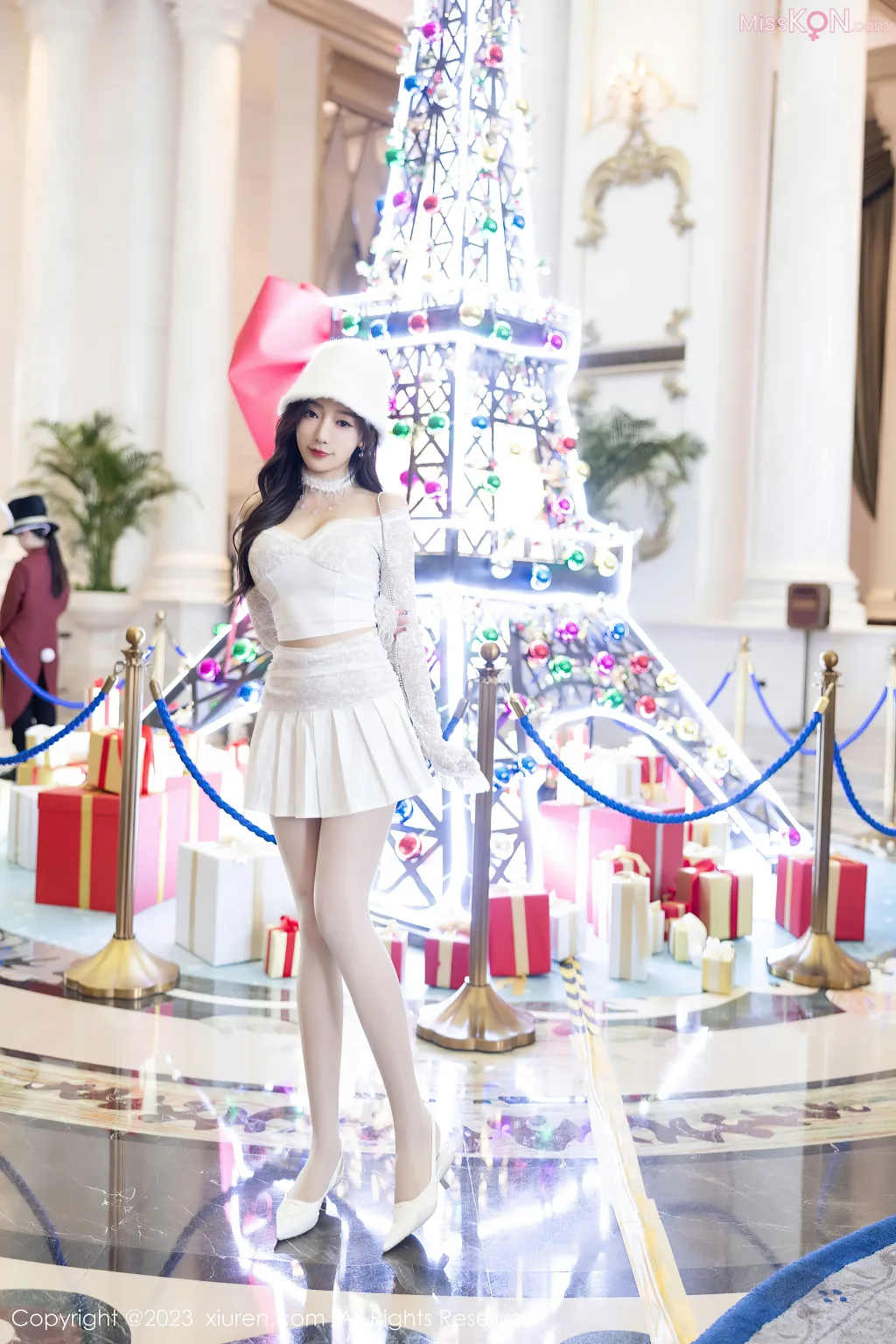 XIUREN No.7855 – 7864 (828 photos)