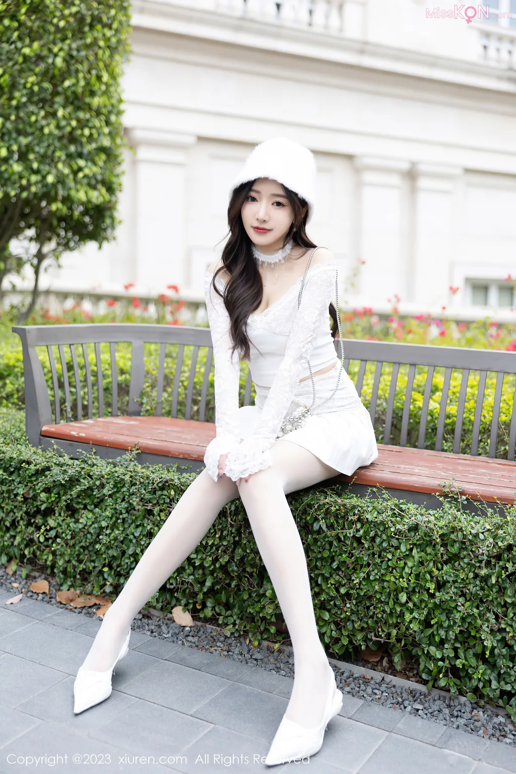 XIUREN No.7855 – 7864 (828 photos)