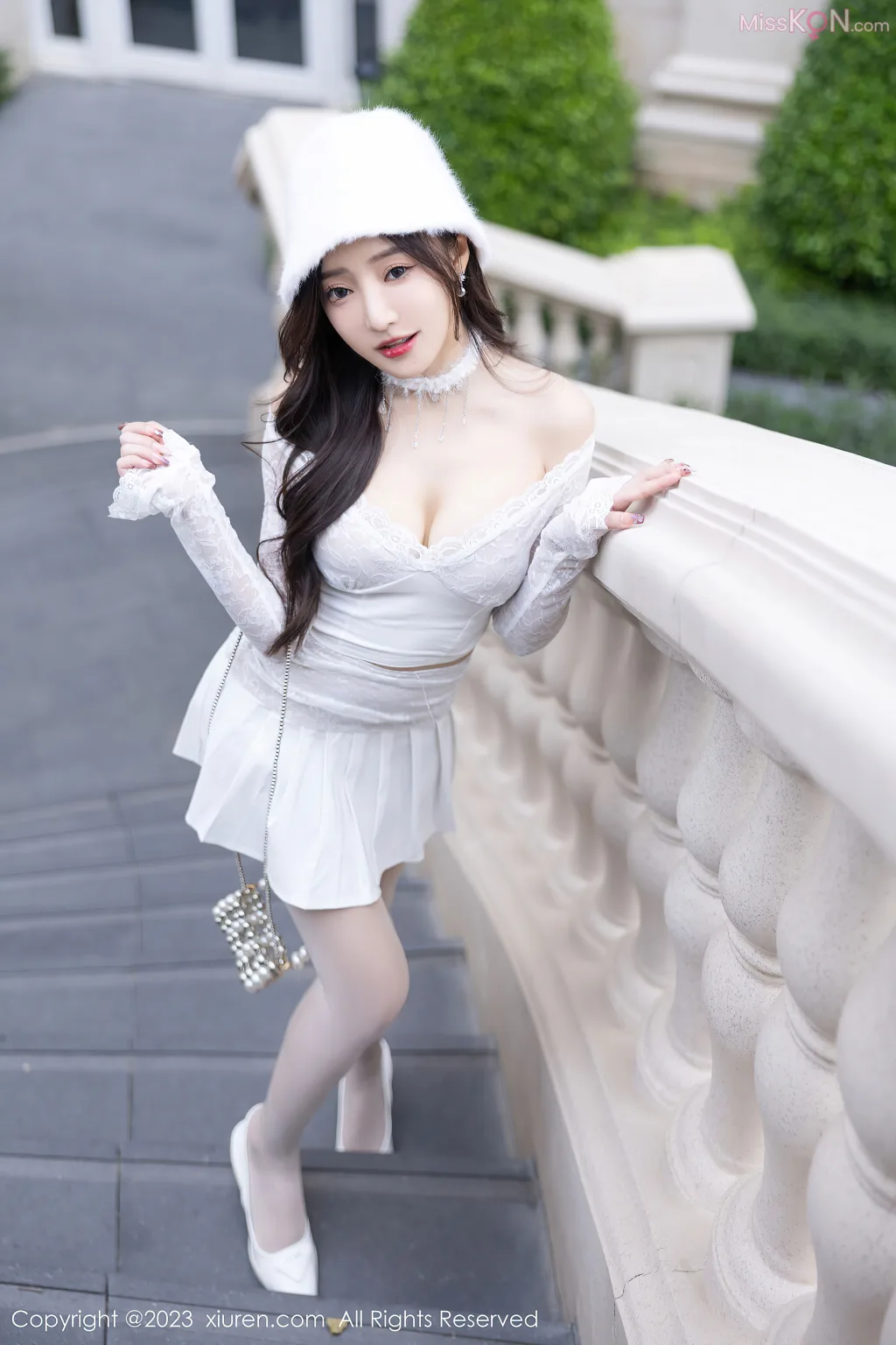 XIUREN No.7855 – 7864 (828 photos)