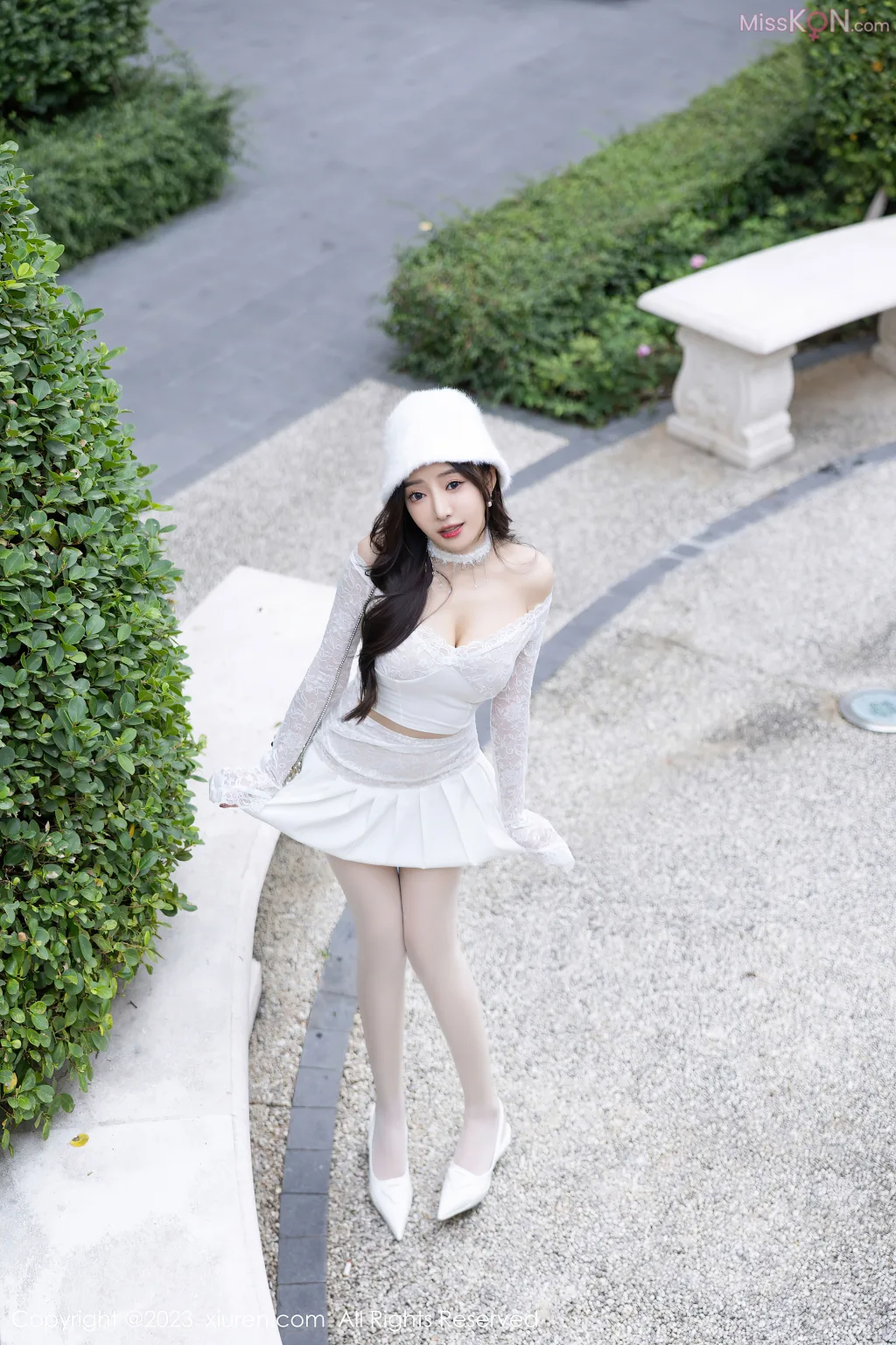 XIUREN No.7855 – 7864 (828 photos)