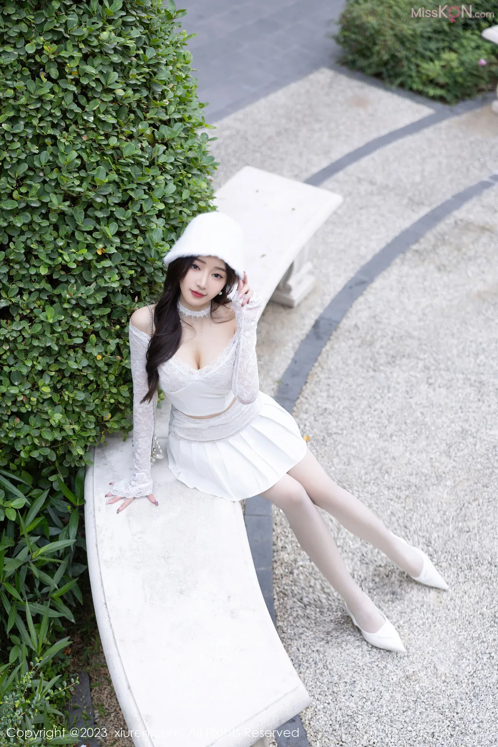 XIUREN No.7855 – 7864 (828 photos)