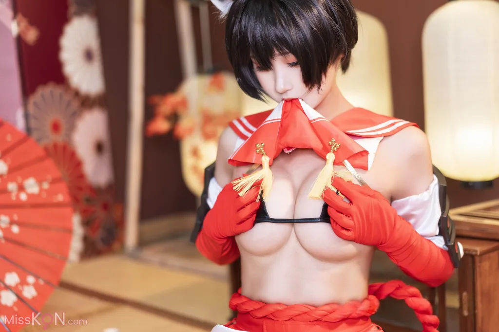 Coser@三度_69: 蔚蓝档案 春日椿 (40 photos)
