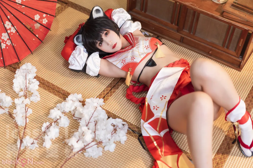 Coser@三度_69: 蔚蓝档案 春日椿 (40 photos)
