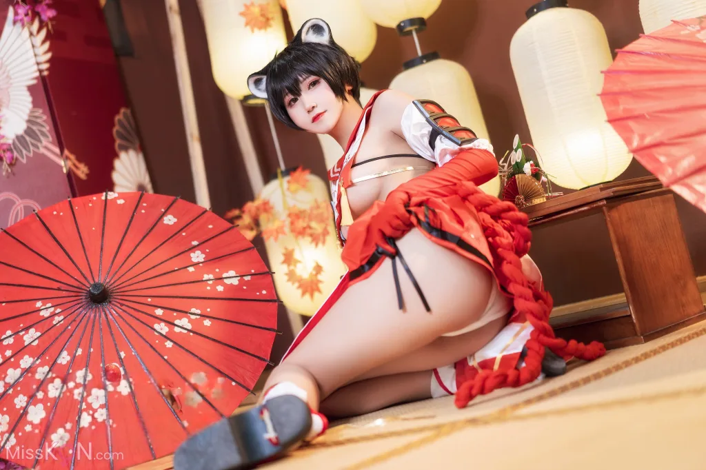 Coser@三度_69: 蔚蓝档案 春日椿 (40 photos)