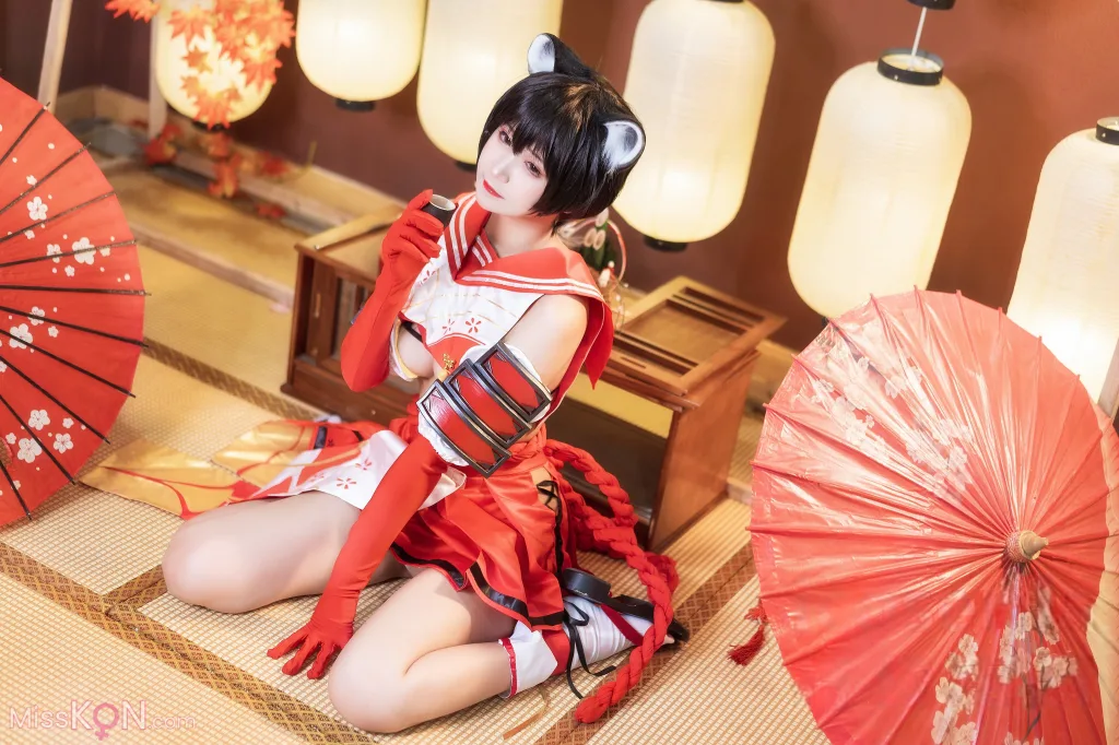 Coser@三度_69: 蔚蓝档案 春日椿 (40 photos)