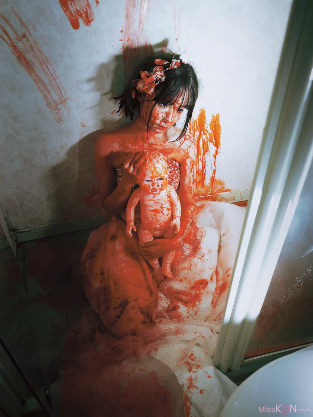 Coser@蠢沫沫 (chunmomo): 血婚纱 (11 photos)