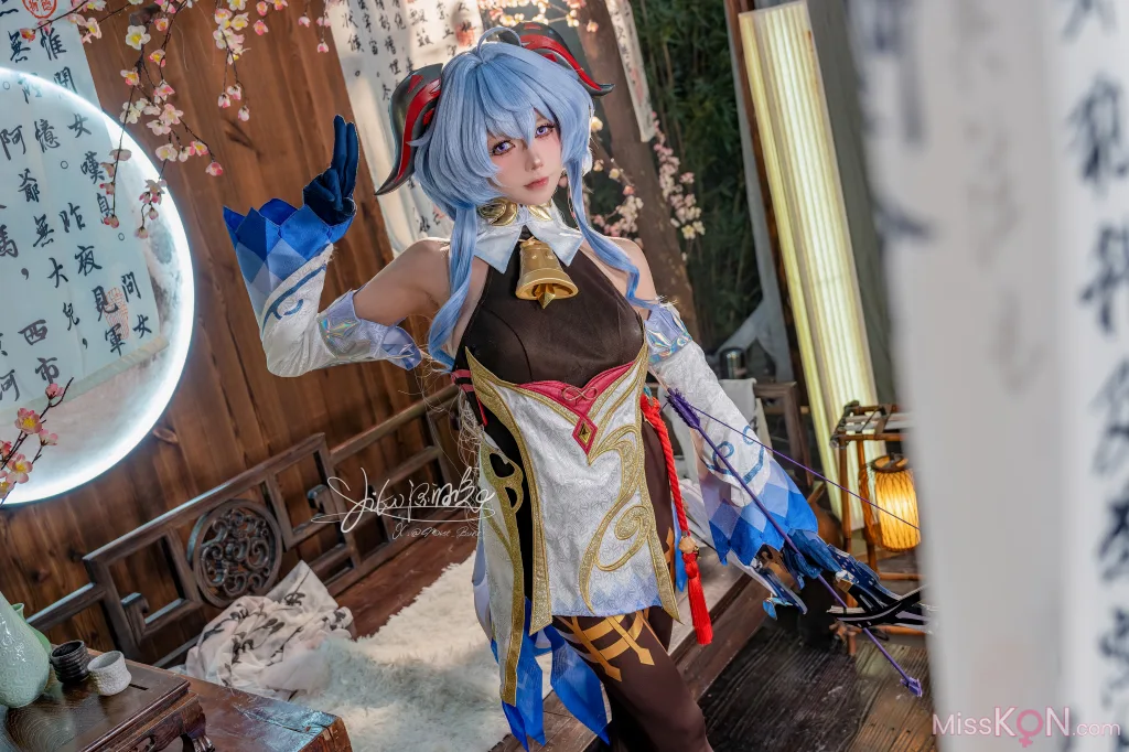 Coser@黏黏团子兔: 循循守月-甘雨 洛春赋 (76 photos )