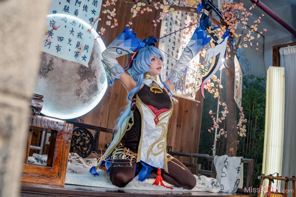 Coser@黏黏团子兔: 循循守月-甘雨 洛春赋 (76 photos )