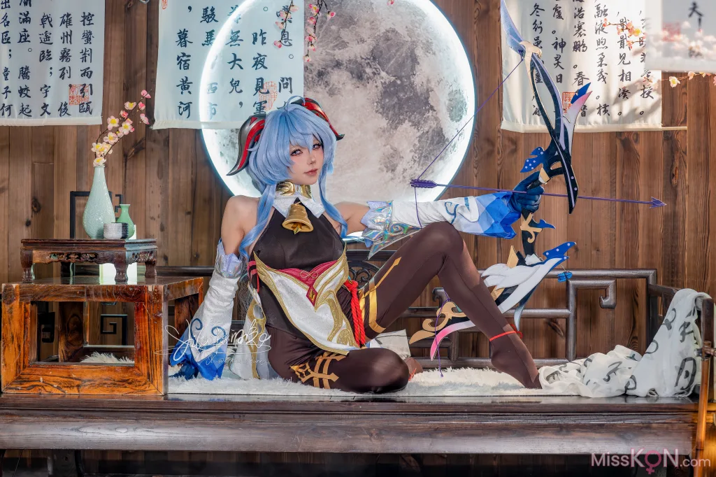 Coser@黏黏团子兔: 循循守月-甘雨 洛春赋 (76 photos )