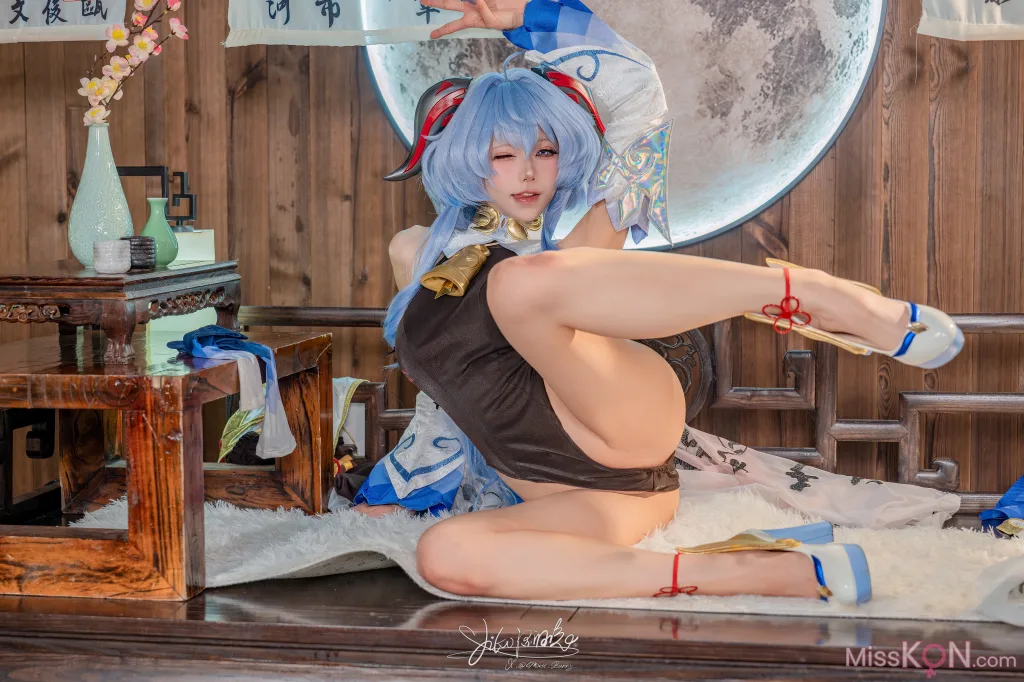 Coser@黏黏团子兔: 循循守月-甘雨 洛春赋 (76 photos )