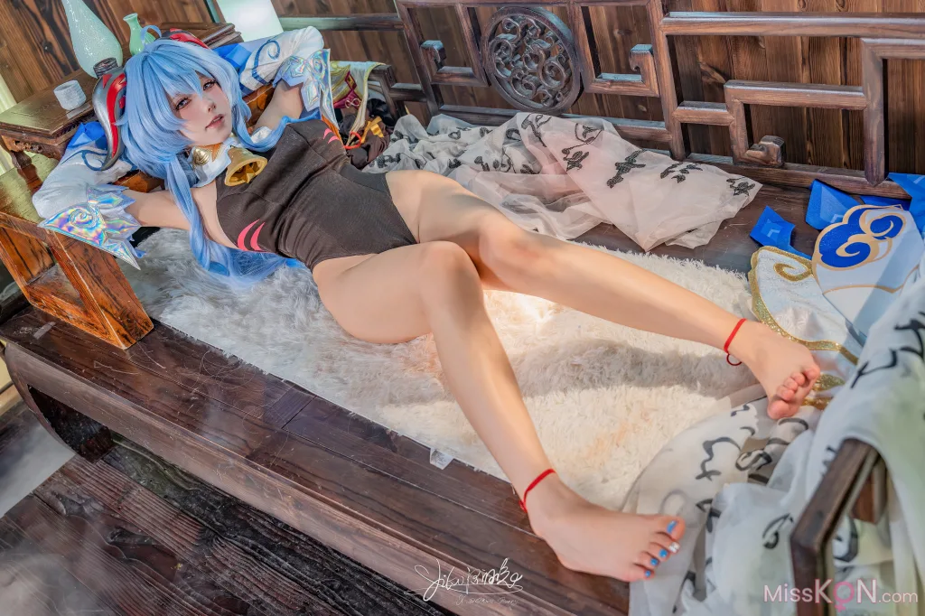 Coser@黏黏团子兔: 循循守月-甘雨 洛春赋 (76 photos )