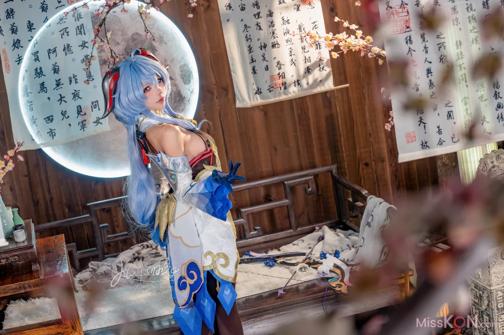 Coser@黏黏团子兔: 循循守月-甘雨 洛春赋 (76 photos )