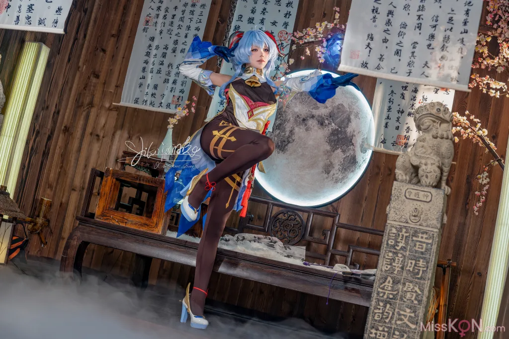 Coser@黏黏团子兔: 循循守月-甘雨 洛春赋 (76 photos )