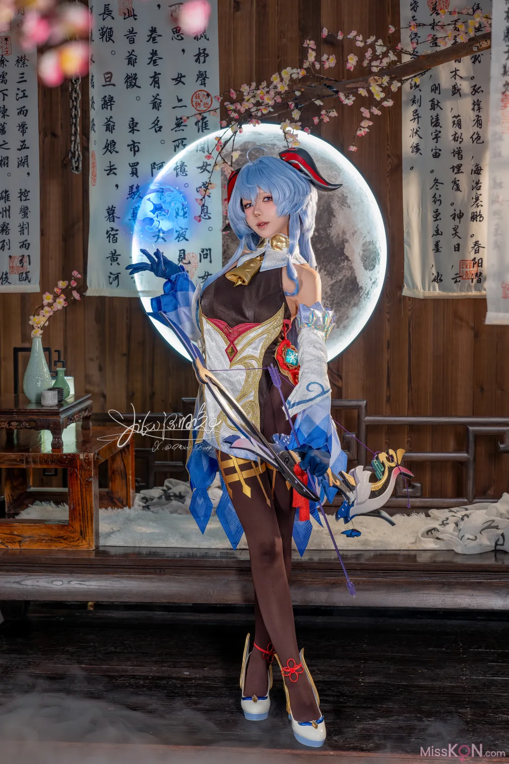 Coser@黏黏团子兔: 循循守月-甘雨 洛春赋 (76 photos )