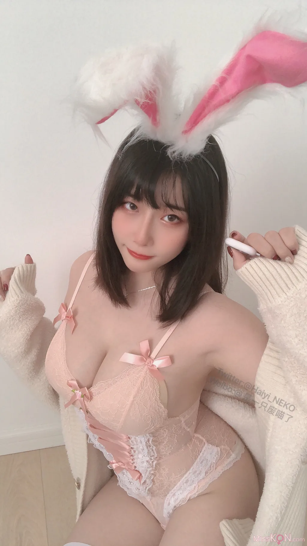 Coser@是一只废喵了: Fantia订阅 (55 photos )