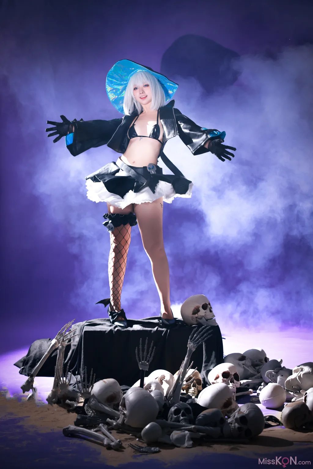 Coser@G44不会受伤: 阿黛尔 万圣 (39 photos)