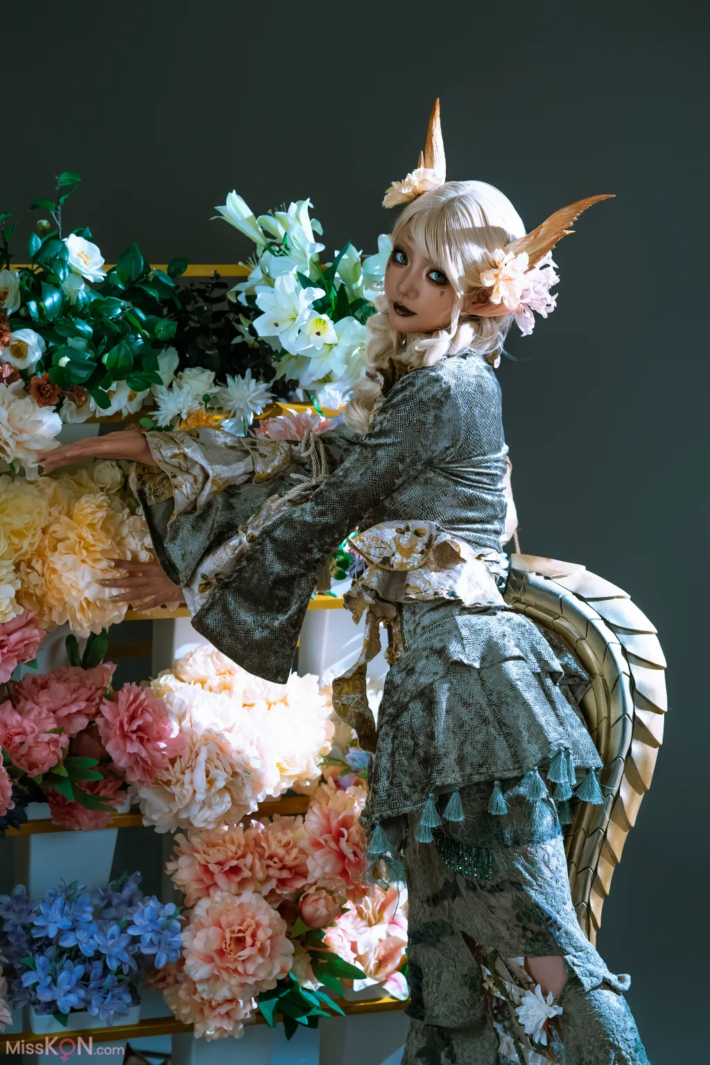 Coser@云溪溪 (Yunx1x1) & 奶桃: 坨坨 艾丽尔·温达尔 (12 photos)