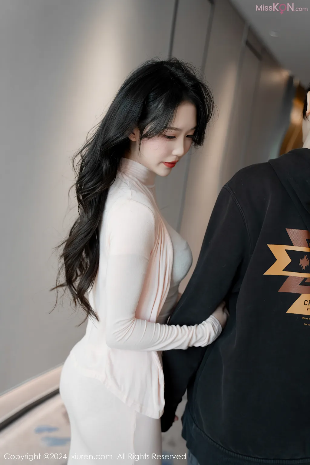 XIUREN No.7936 – 7945 (798 photos)
