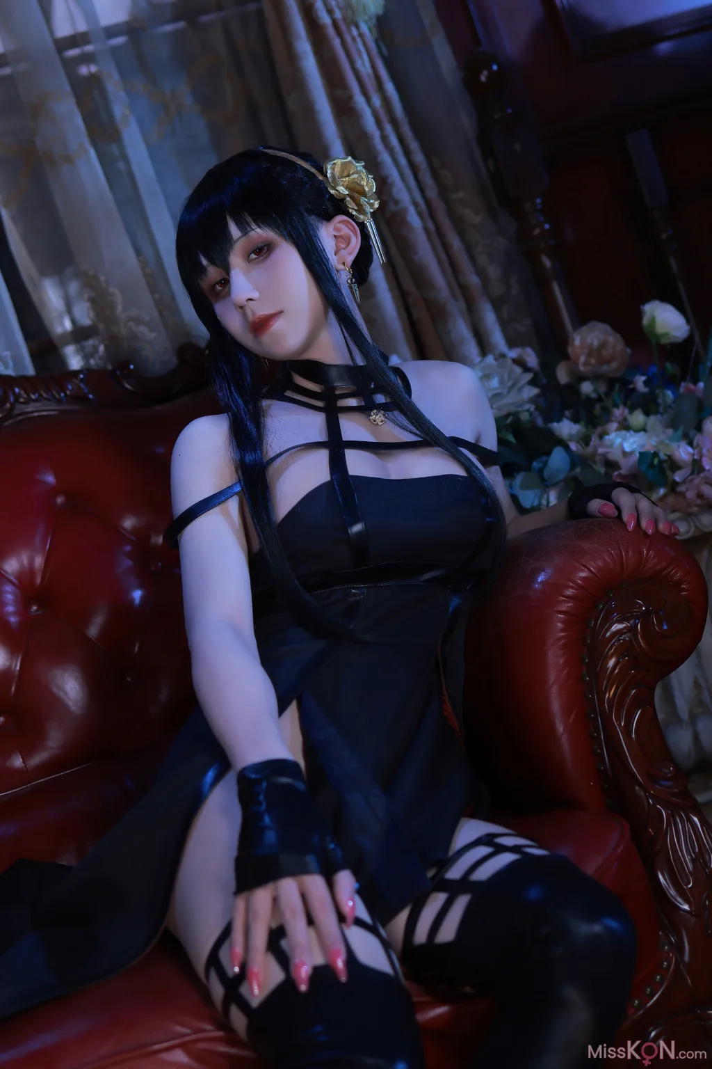 Coser@桜满三时: 约尔礼服 (45 photos)