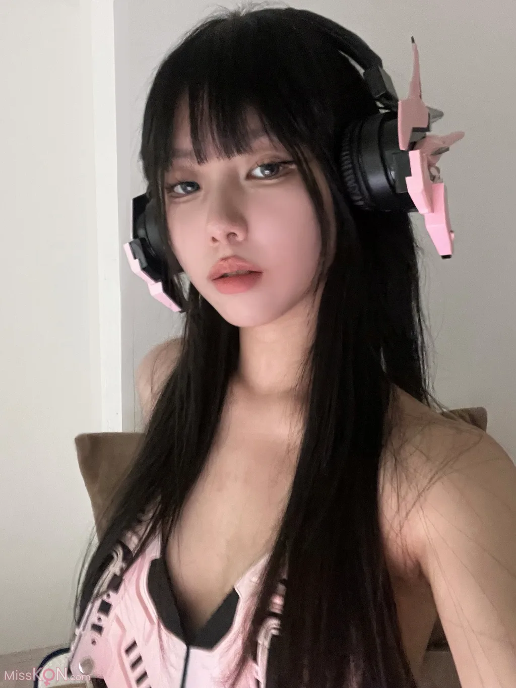 Coser@果咩酱w: 粉色机甲 (32 photos + 2 videos)
