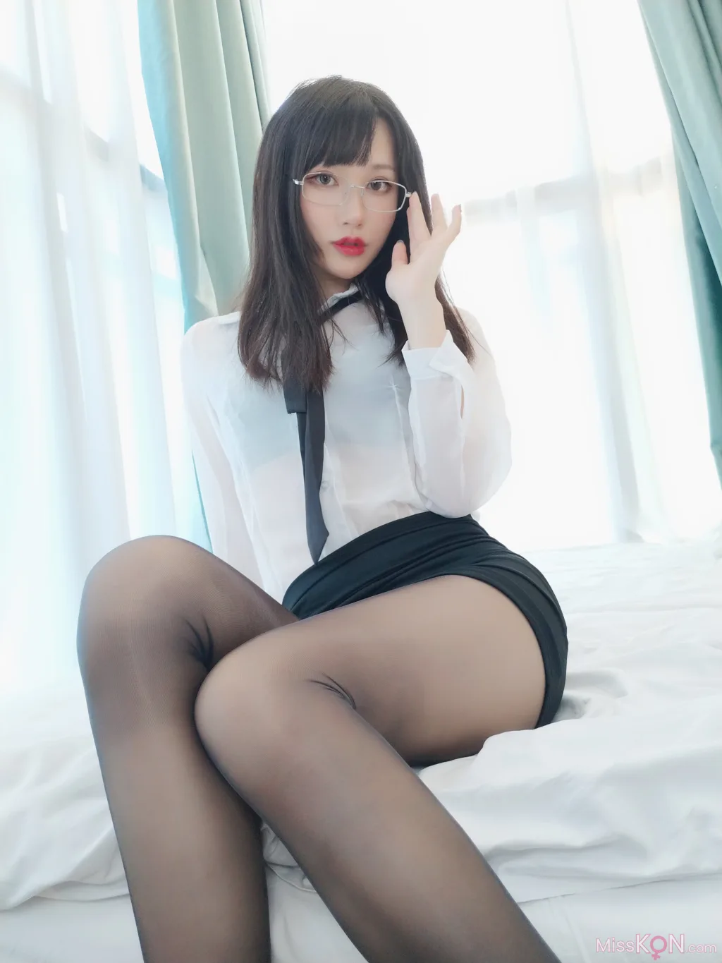 Coser@木之本果: 秘書さんは退勤後です (108 photos )