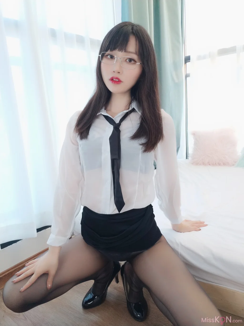 Coser@木之本果: 秘書さんは退勤後です (108 photos )