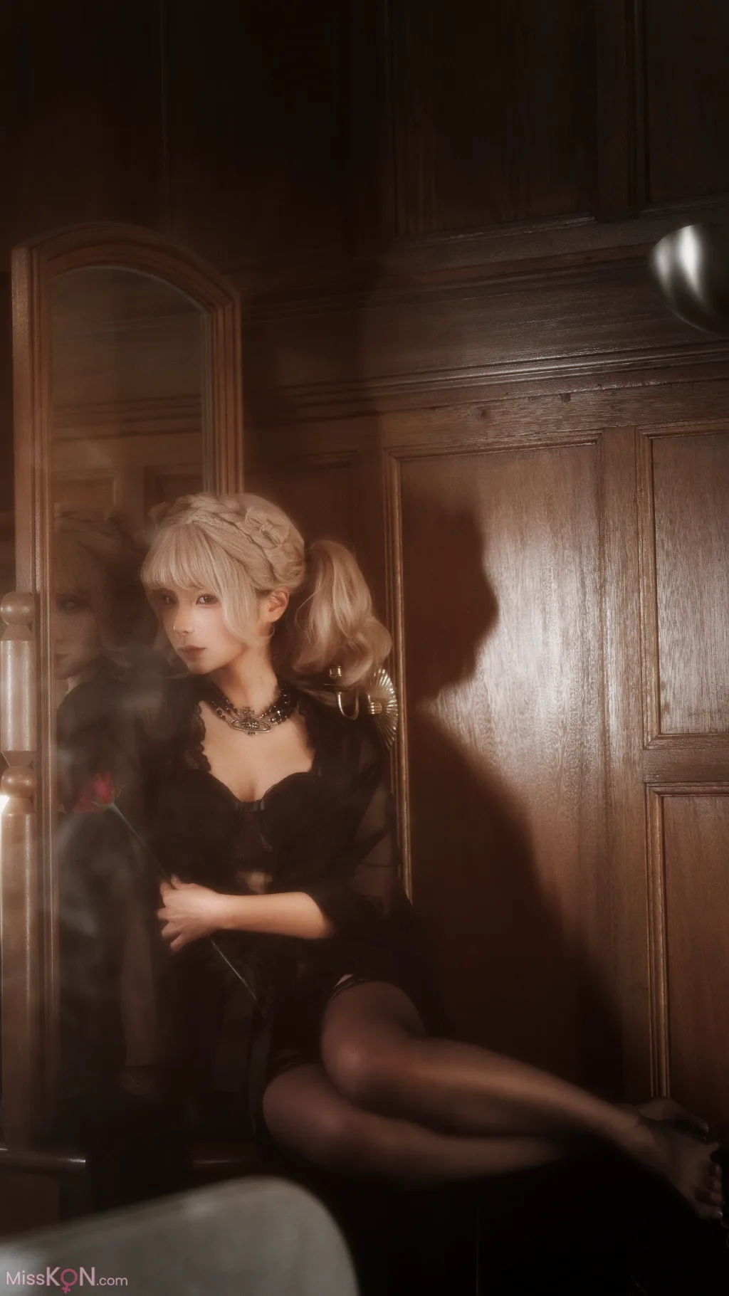 Coser@蠢沫沫 (chunmomo): 黑红纱裙 (39 photos)