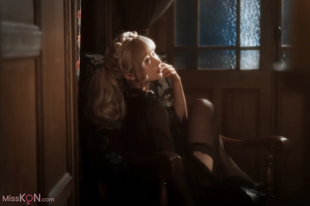 Coser@蠢沫沫 (chunmomo): 黑红纱裙 (39 photos)