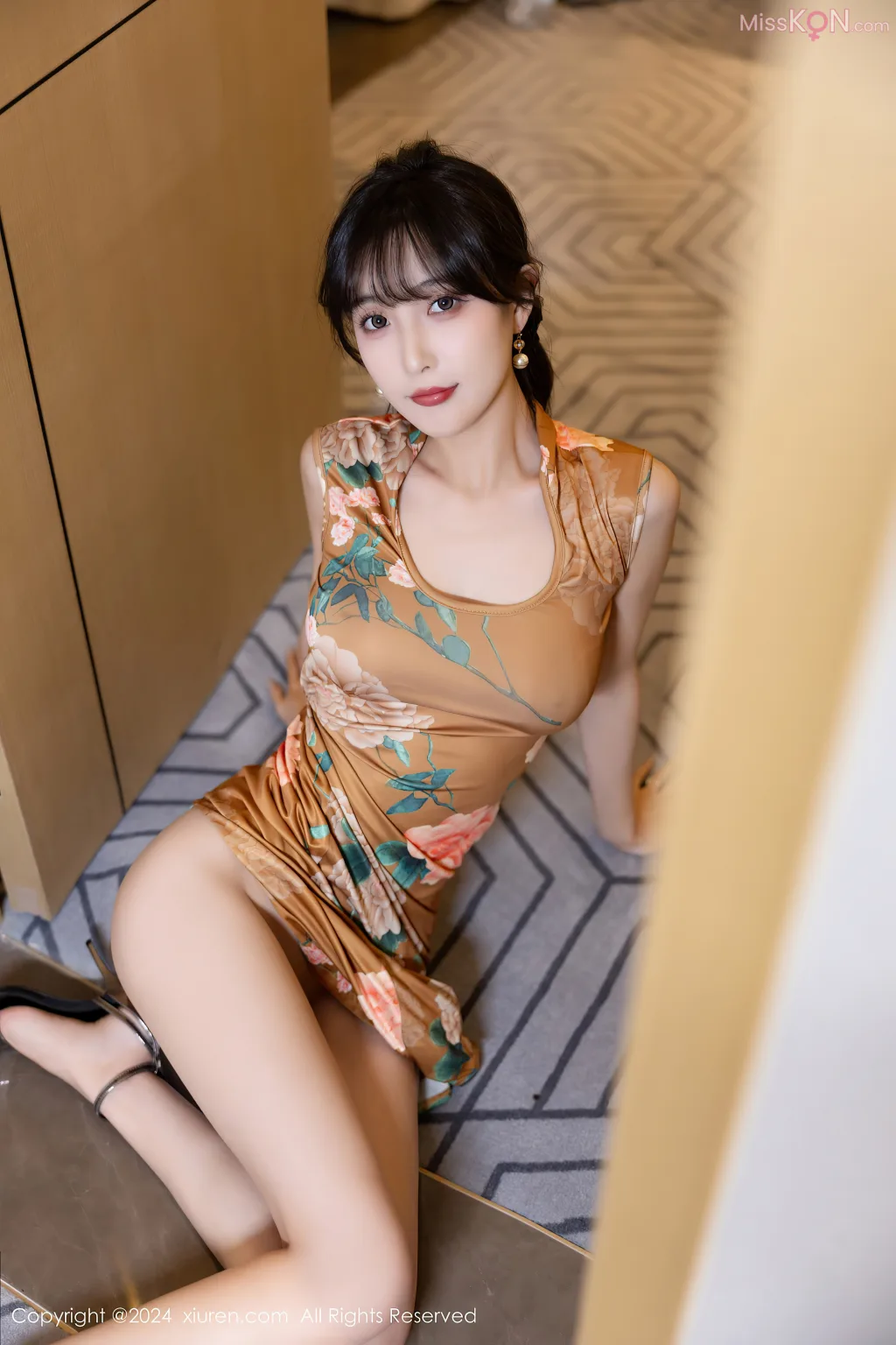 XIUREN No.8076 – 8085 (789 photos)
