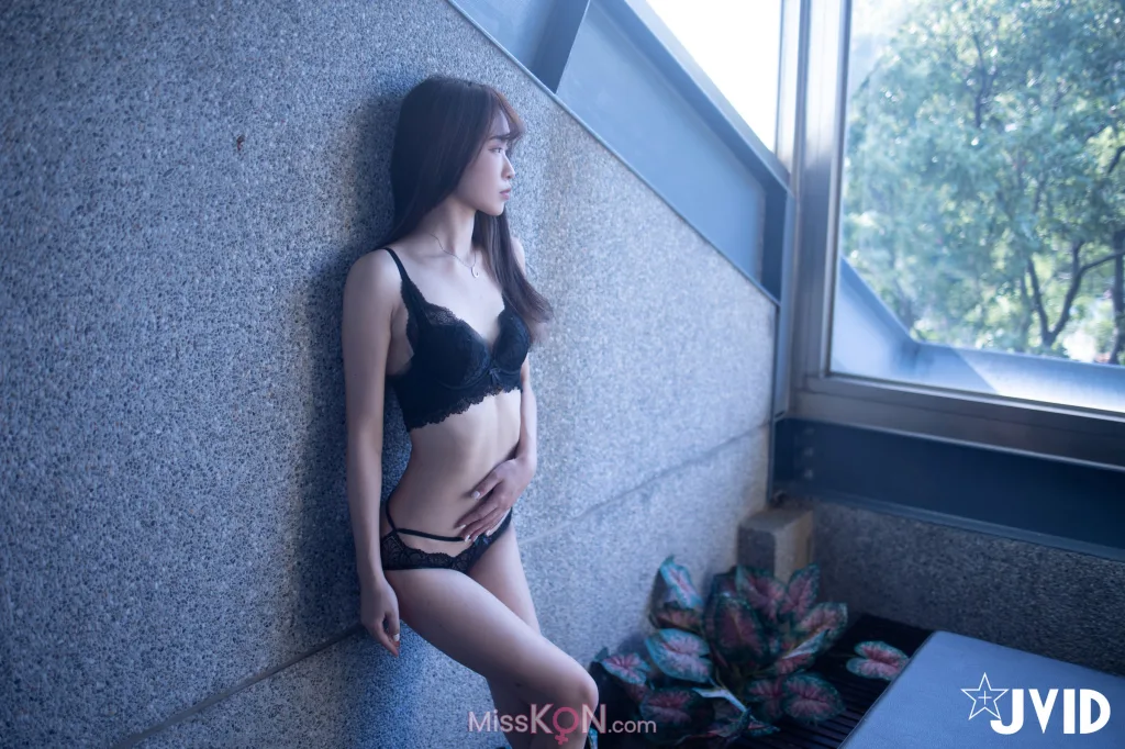 [JVID] 漫漫: S+超美人漫漫 限定尺度寫真 (155 photos )