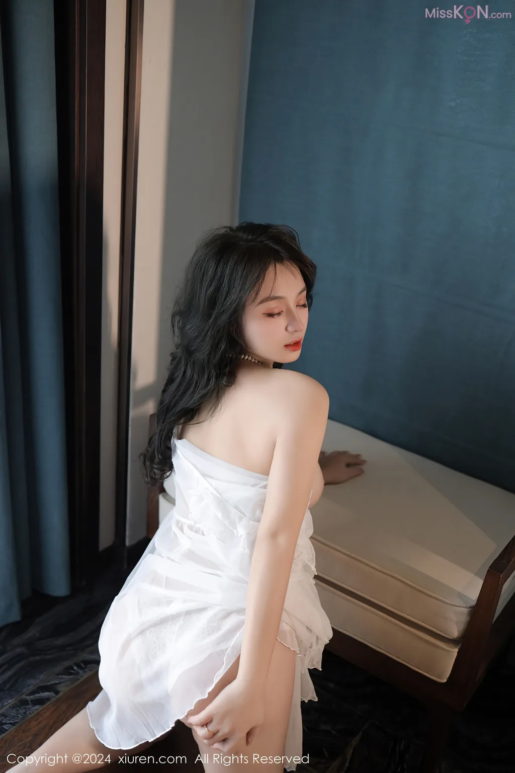 XIUREN No.8106 – 8115 (790 photos)