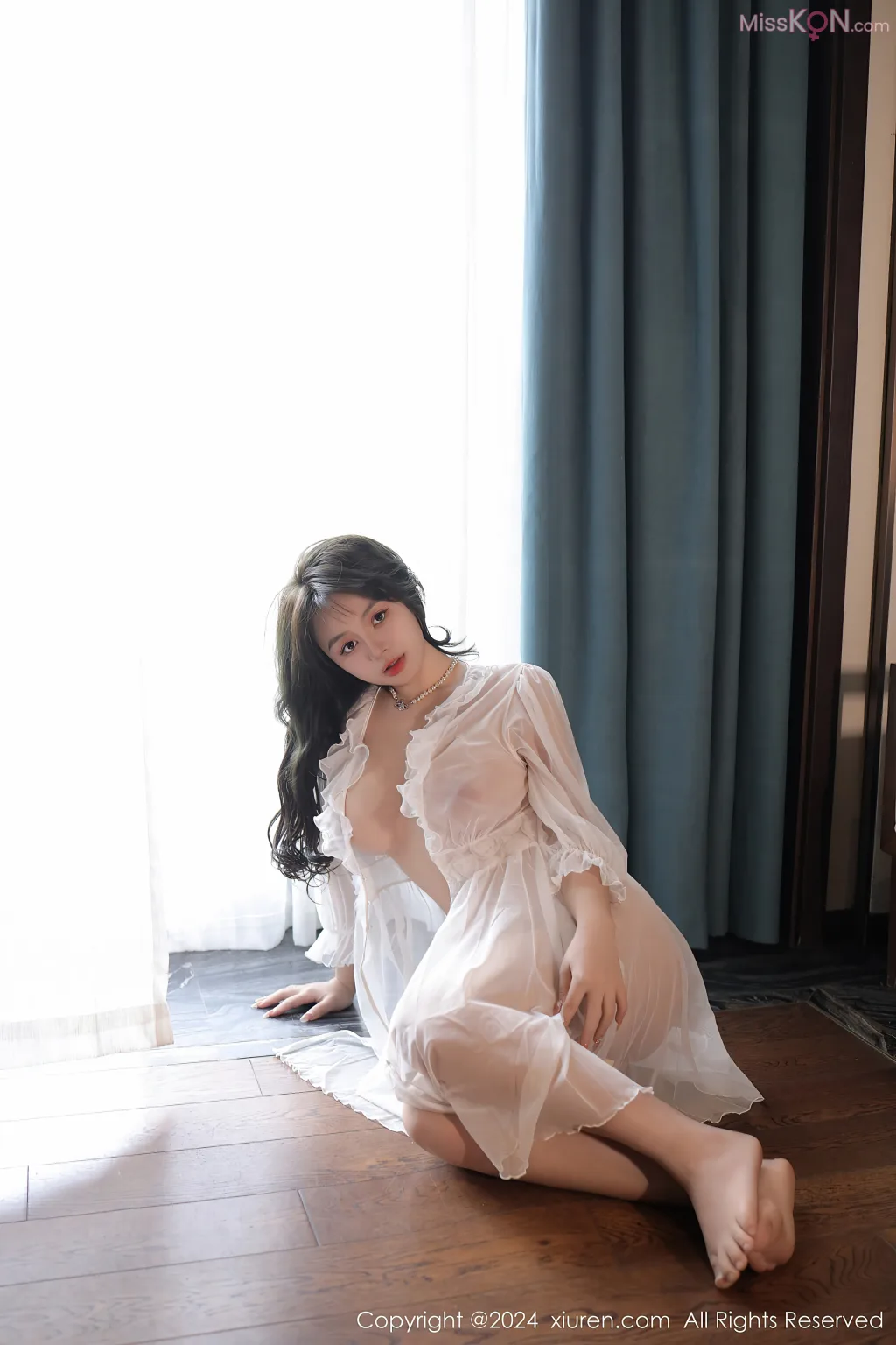 XIUREN No.8106 – 8115 (790 photos)