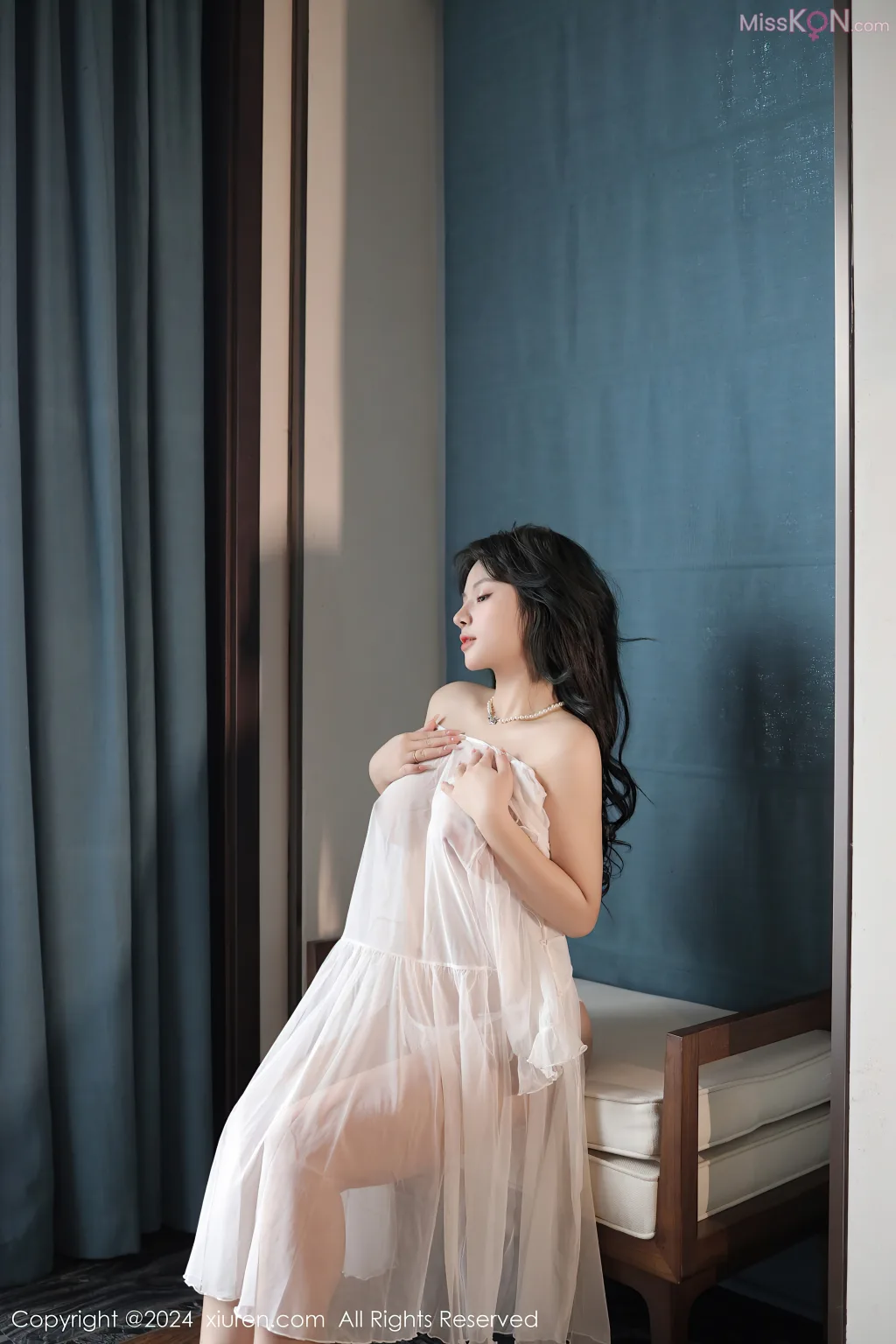 XIUREN No.8106 – 8115 (790 photos)